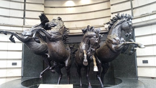 Horses of Helios statue in London