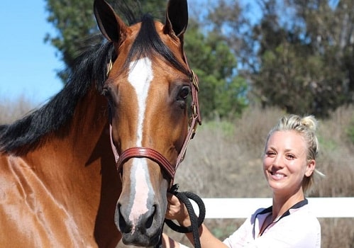 Kaley Cuoco with her horse