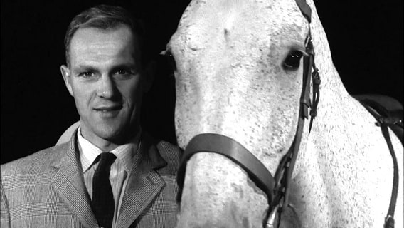 Harry de Leyer and Snowman the horse
