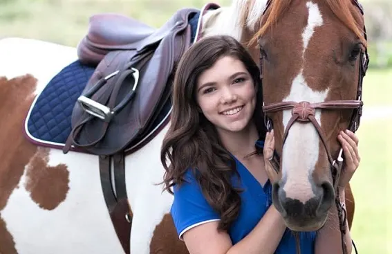 Alisha Newton, actor who plays Georgie Fleming-Morris on Heartland