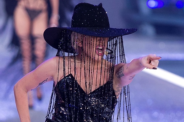 Lady Gaga wearing the most expensive cowboy hat ever at the 2016 Victoria's Secret Fashion Show