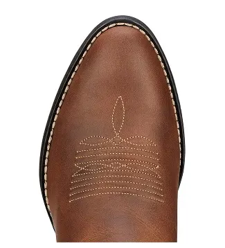 R Toe type of cowboy boot toe shape