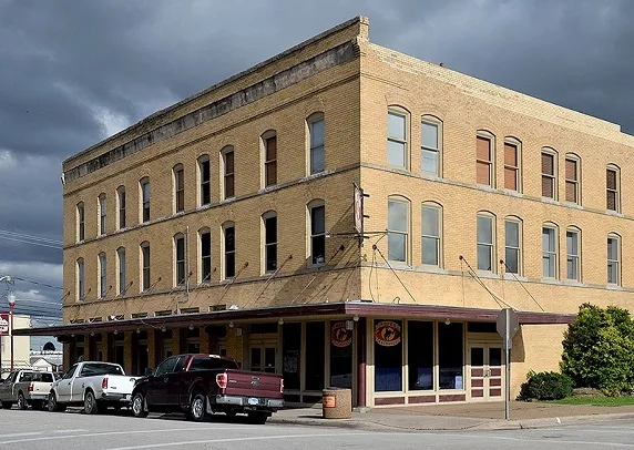 Cody Building in Fort Worth used for filming in 1883 TV Series