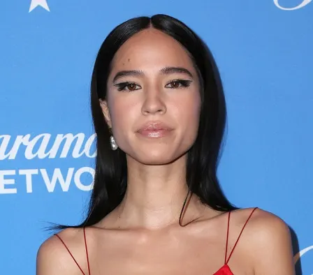 Actor Kelsey Asbille at an awards ceremony