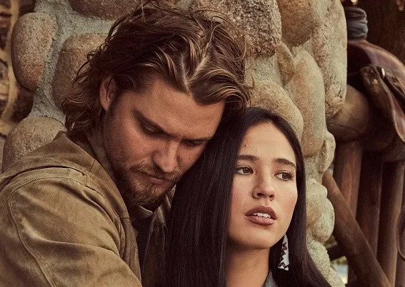 Luke Grimes and Kelsey Asbille on Yellowstone