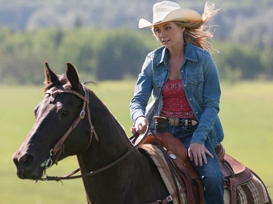 Amber Marshall as Amy Fleming riding Spartan on the Heartland TV show