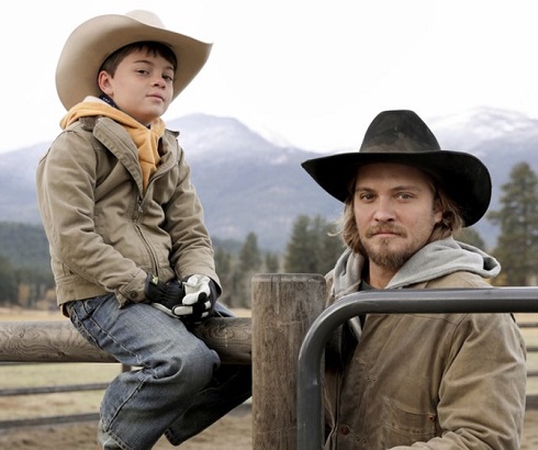 Kayce Dutton with his son Tate on Yellowstone