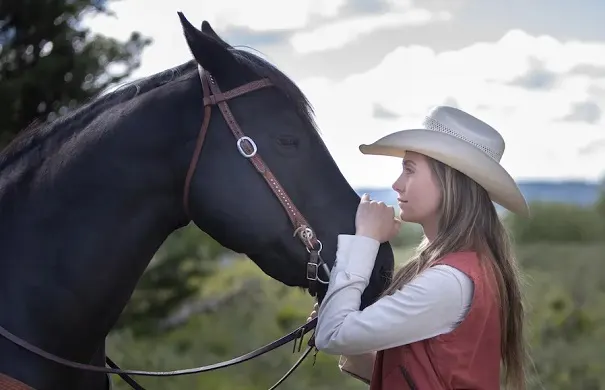 Amy Fleming and her horse Spartan in the Heartland TV series