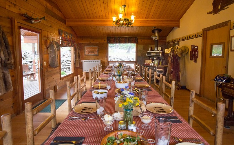 Dinning room of Bonanza Creek Guest Ranch