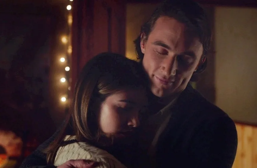 Georgie and Quinn hugging in Heartland season 16